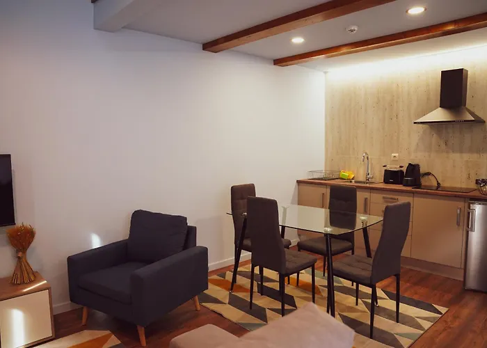 Quinta Vianas - Casas Do Picadeiro * Monção